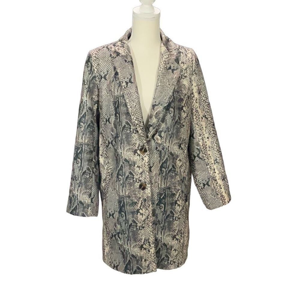 Women’s Snakeskin Pattern 2 Button Pea Coat Shoulder Pads Made in Italy Size 12